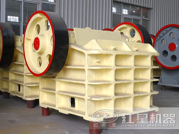 顎式破碎機準(zhǔn)備工作