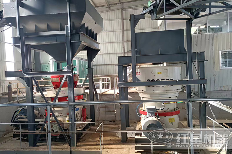 陜西寶雞制砂生產(chǎn)線建設現(xiàn)場二