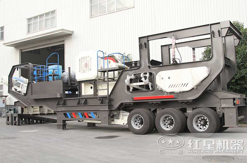 移動砂石破碎機(jī)