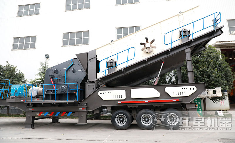 移動煤炭破碎機現(xiàn)場實拍圖 移動煤炭破碎機現(xiàn)場實拍圖