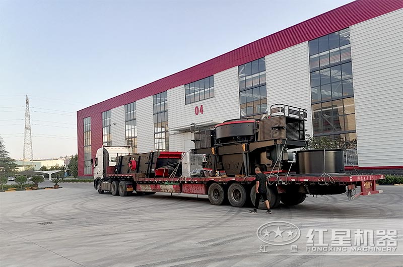 立軸沖擊式制砂機(jī)發(fā)貨 立軸沖擊式制砂機(jī)發(fā)貨