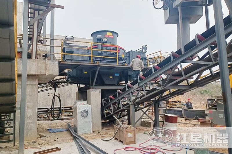 沖擊式制砂機作業(yè)現(xiàn)場實拍 沖擊式制砂機安裝現(xiàn)場實拍