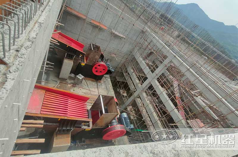 陜西寶雞制砂生產(chǎn)線建設現(xiàn)場