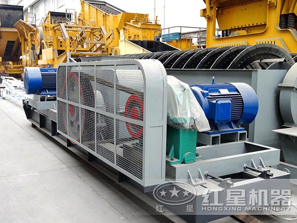 對(duì)輥破碎機(jī)展示