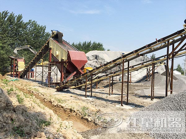 人工砂石生產(chǎn)中的圓振動篩