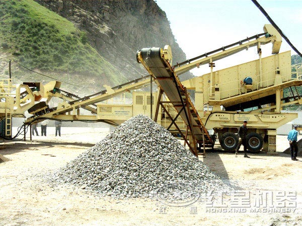 融合了高科技的流動(dòng)車小型砸石子機(jī) 融合了高科技的流動(dòng)車小型砸石子機(jī)