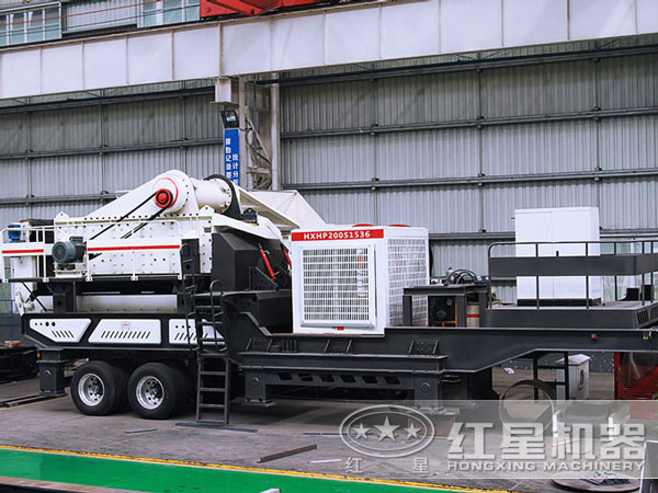 汽車(chē)移動(dòng)碎石機(jī)