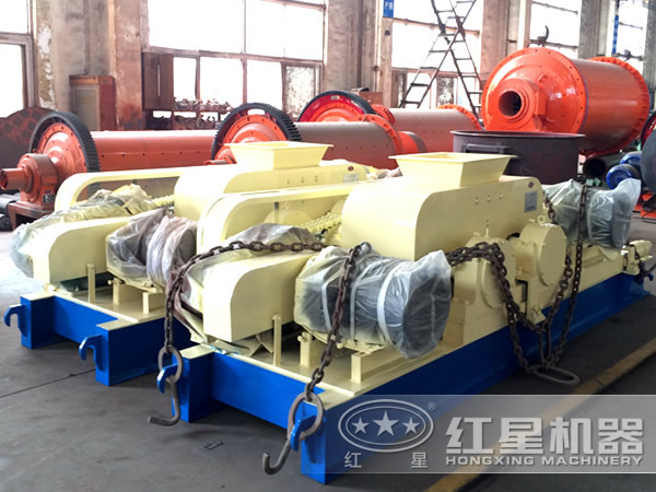 固體瀝青塊對輥破碎機(jī)廠家