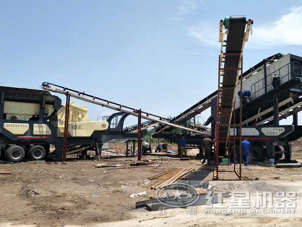 中小型流動(dòng)制沙機(jī)生產(chǎn)現(xiàn)場