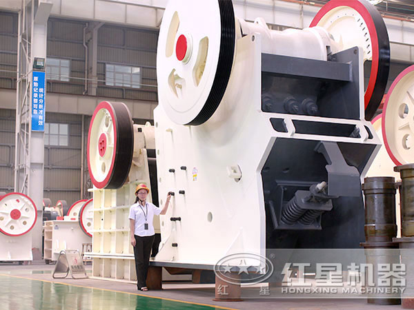 專業(yè)化石灰破碎機(jī)生產(chǎn)廠家 專業(yè)化石灰破碎機(jī)生產(chǎn)廠家