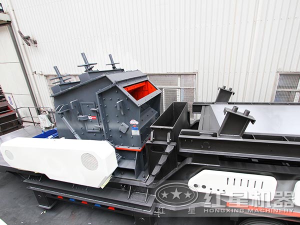 流動式破碎機(jī)-反擊破