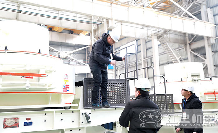 用戶來廠參觀試機(jī)