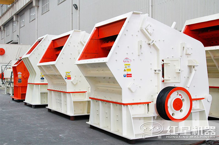 大型石料粉碎機(jī)型號(hào)多 大型石料粉碎機(jī)型號(hào)多