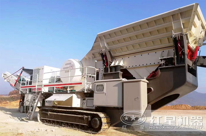 時(shí)產(chǎn)200噸移動石子破碎機(jī)設(shè)備展示