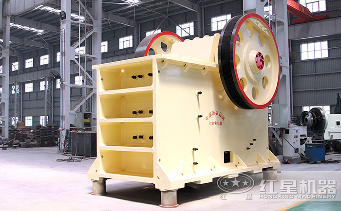 500ⅹ1500大型細(xì)顎破碎機(jī)生產(chǎn)車間 500ⅹ1500大型細(xì)顎破碎機(jī)生產(chǎn)車間