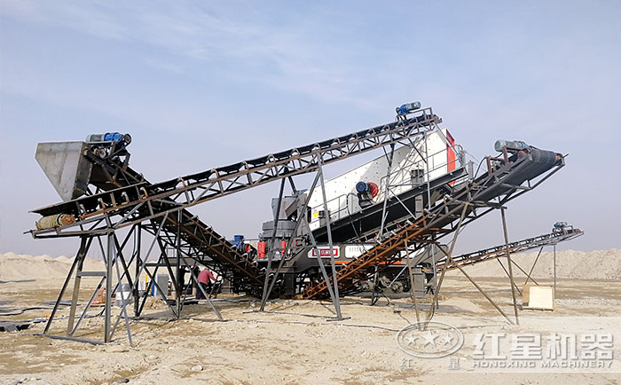 可移動(dòng)破石機(jī)客戶現(xiàn)場(chǎng)