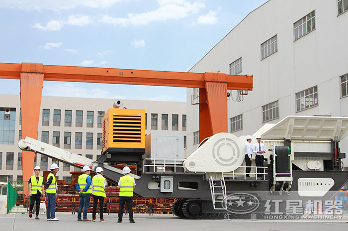 客戶到紅星機(jī)器現(xiàn)場考察設(shè)備 客戶到紅星機(jī)器現(xiàn)場考察設(shè)備