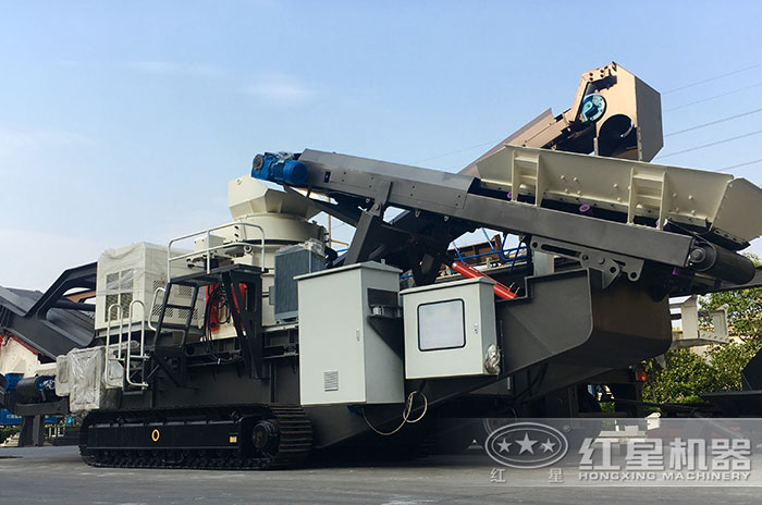 履帶石頭粉碎機(jī)設(shè)備展示 履帶石頭粉碎機(jī)設(shè)備展示