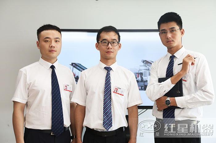 紅星機(jī)器給您專業(yè)的服務(wù) 紅星機(jī)器給您專業(yè)的服務(wù)