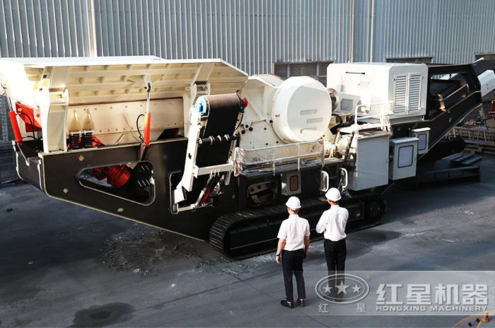 客戶到廠區(qū)參觀小型建筑垃圾回收再利用設備 客戶到廠區(qū)參觀小型建筑垃圾回收再利用設備