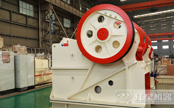 大型顎式破碎機廠家直銷價格更優(yōu)惠 大型顎式破碎機廠家直銷價格更優(yōu)惠