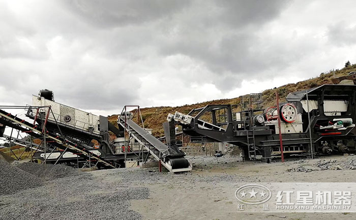 移動顎式破碎機搭配移動圓錐石子破碎生產(chǎn)線 移動顎式破碎機搭配移動圓錐石子破碎生產(chǎn)線