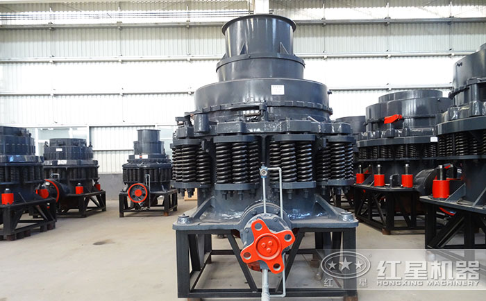 900彈簧圓錐破碎機(jī)設(shè)備展示 900彈簧圓錐破碎機(jī)設(shè)備展示