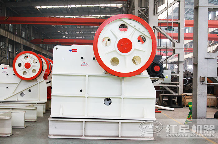 顎式破碎機設(shè)備車間 顎式破碎機設(shè)備車間