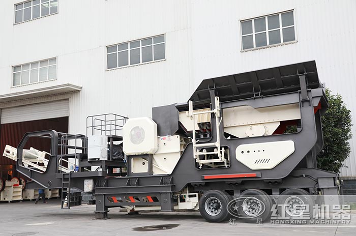 進(jìn)階款-搭配粗鄂破的移動破碎機(jī)