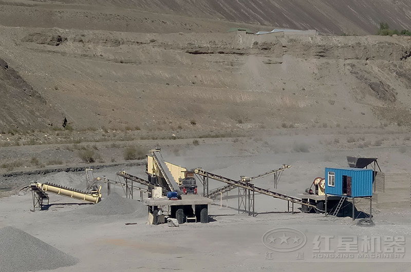 機制砂生產(chǎn)現(xiàn)場 機制砂生產(chǎn)現(xiàn)場