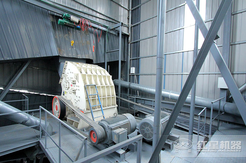 重錘式破碎機在碎石現(xiàn)場中的應(yīng)用