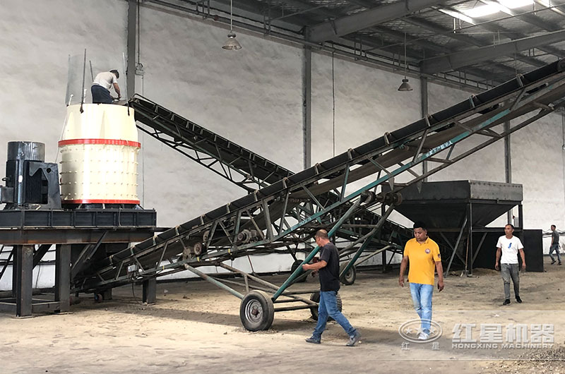 復(fù)合式制砂機現(xiàn)場