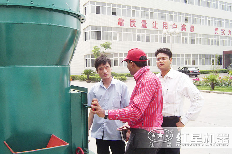 客戶(hù)到紅星參觀設(shè)備