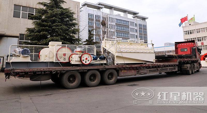 大型液壓對輥制砂機(jī)設(shè)備市場需求大，價格低