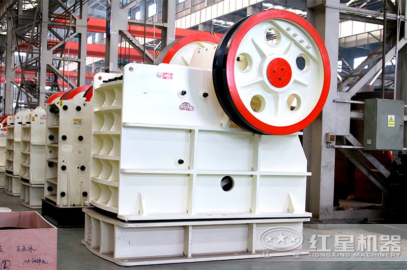 粗碎設(shè)備顎式破碎機(jī) 粗碎設(shè)備顎式破碎機(jī)